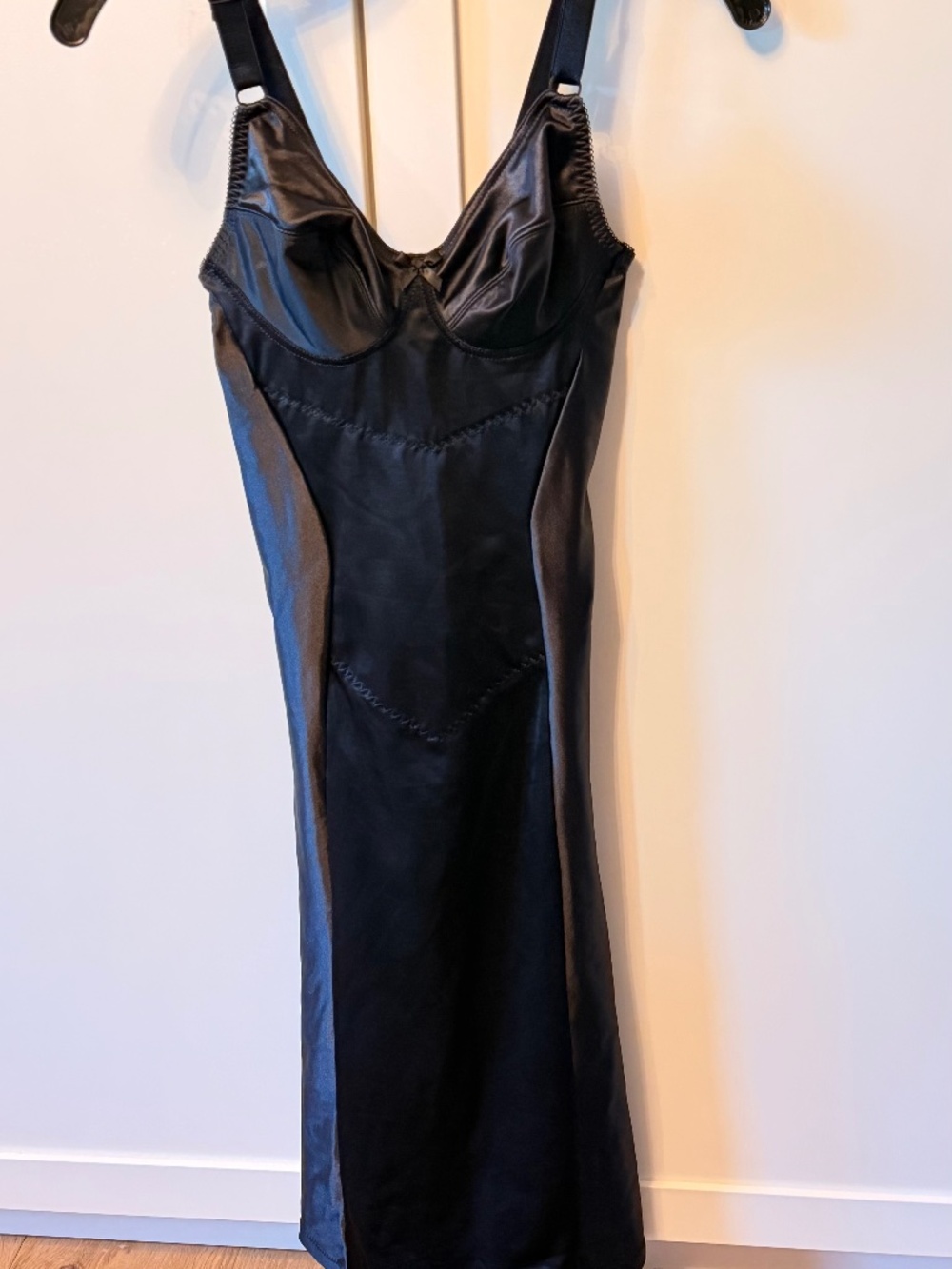 NWOT Crown-ette 34B Body Slimmer Shapewear Black Slip